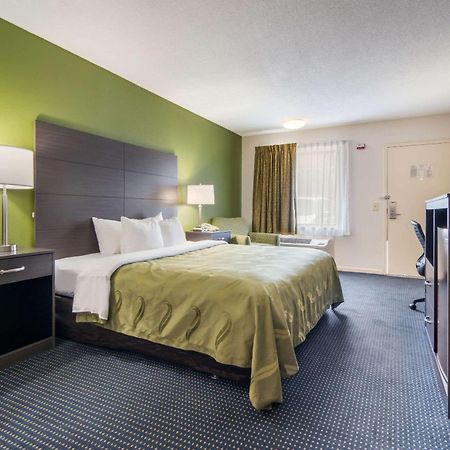 Quality Inn Little Creek Virginia Beach Bagian luar foto