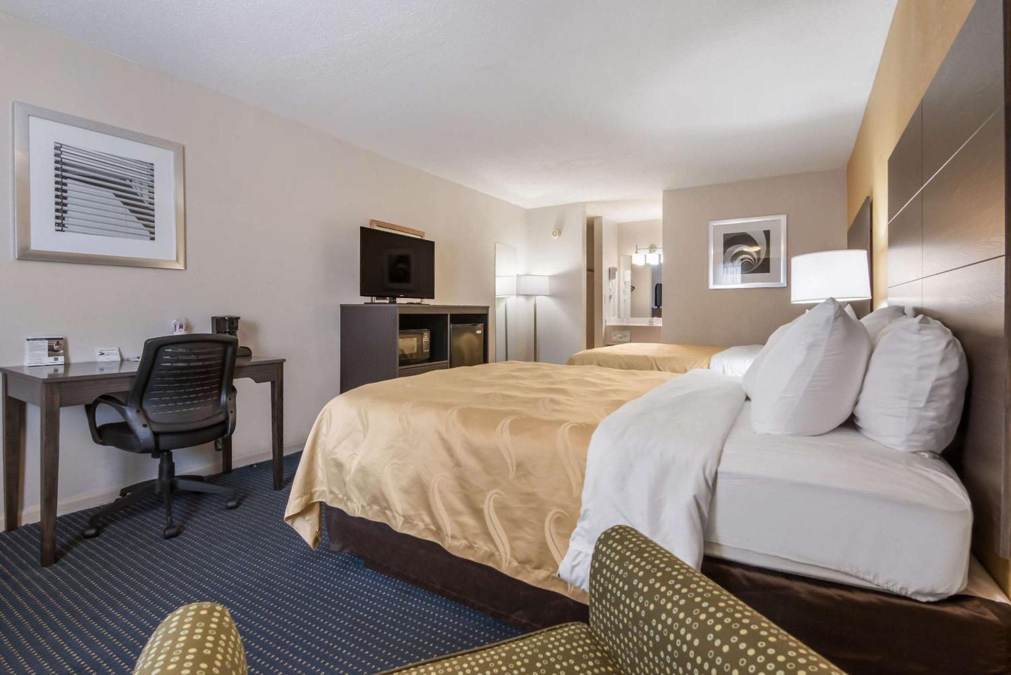 Quality Inn Little Creek Virginia Beach Bagian luar foto