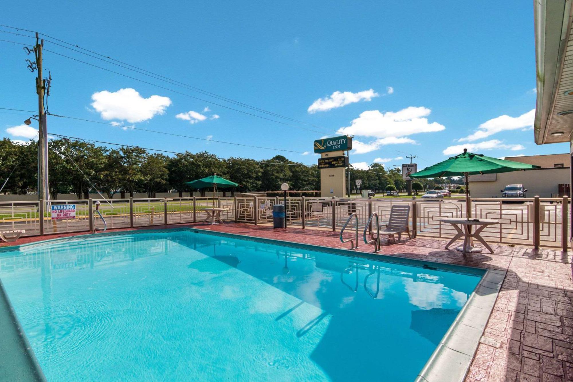 Quality Inn Little Creek Virginia Beach Bagian luar foto